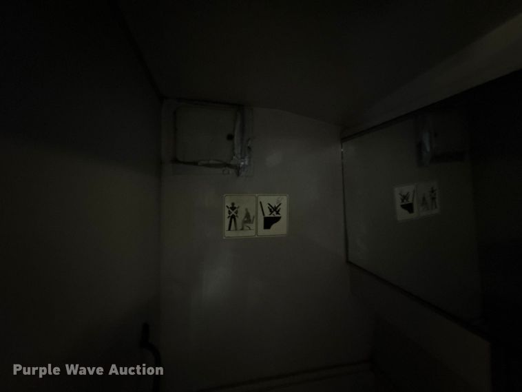 image for item ET8586 2005 Prevost H3-45 Coach Bus