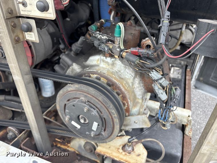 image for item ET8586 2005 Prevost H3-45 Coach Bus