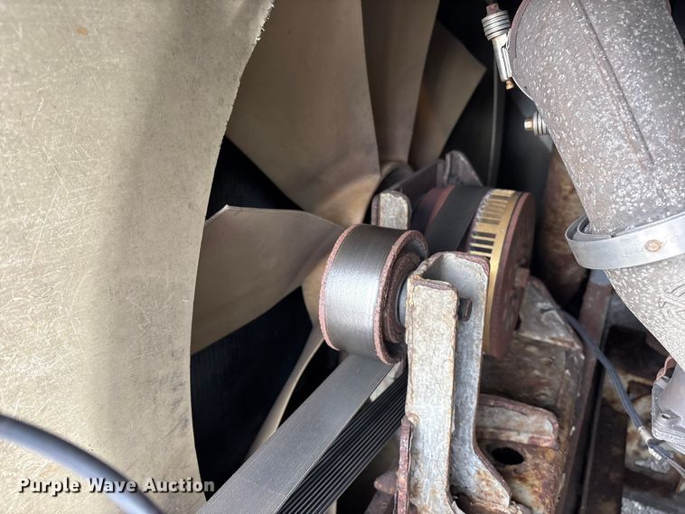 image for item ET8586 2005 Prevost H3-45 Coach Bus