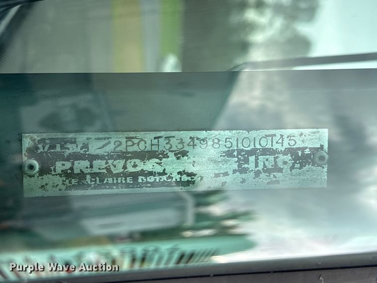 image for item ET8586 2005 Prevost H3-45 Coach Bus