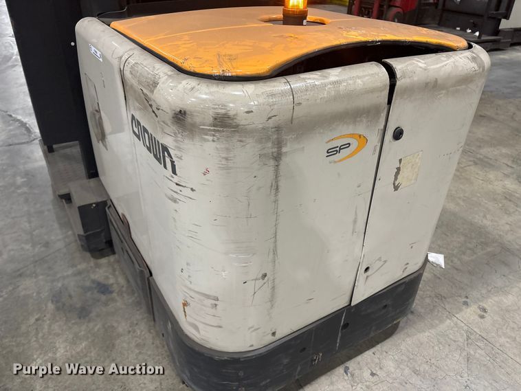 image for item ET8589 2015 Crown SP4050-30 order picker