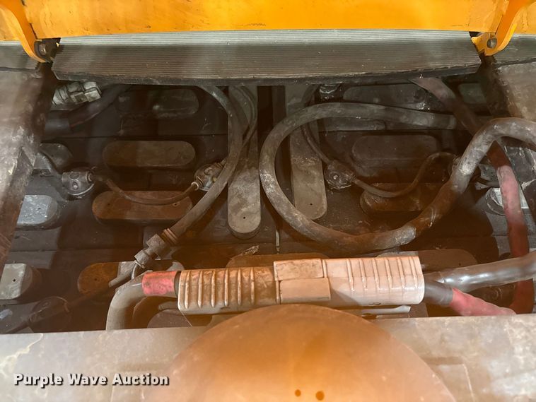 image for item ET8589 2015 Crown SP4050-30 order picker