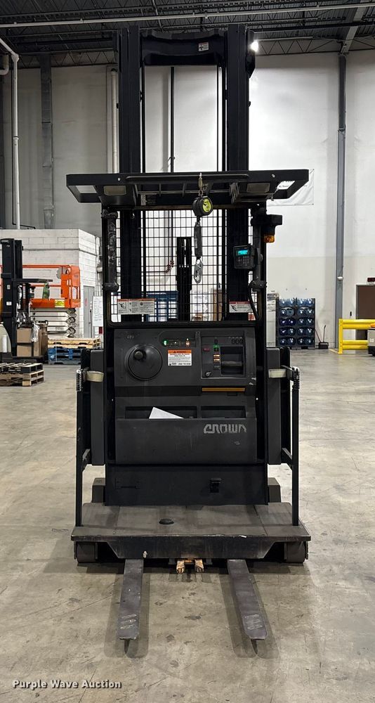 image for item ET8590 2015 Crown SP4050-30 order picker