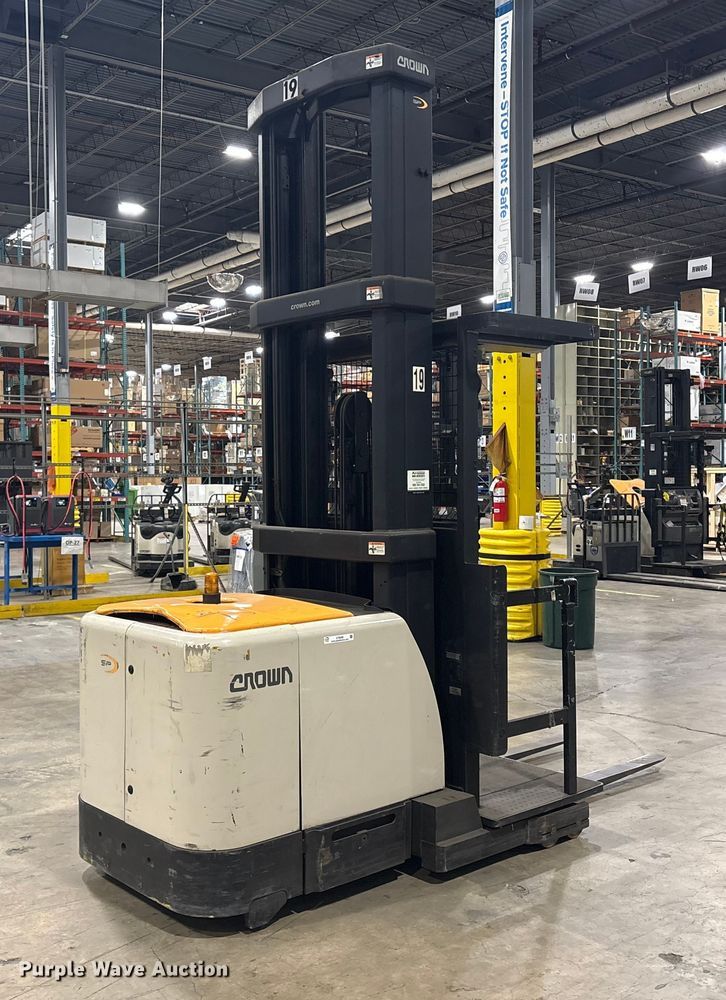 image for item ET8590 2015 Crown SP4050-30 order picker