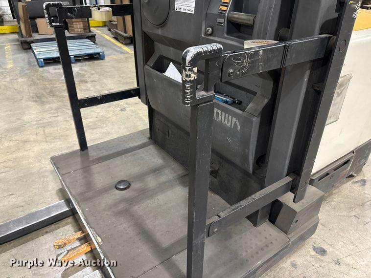 image for item ET8590 2015 Crown SP4050-30 order picker