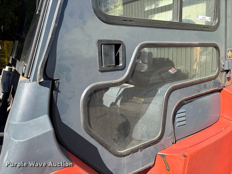 image for item ET8592 2012 Toyota 7FDU60 forklift