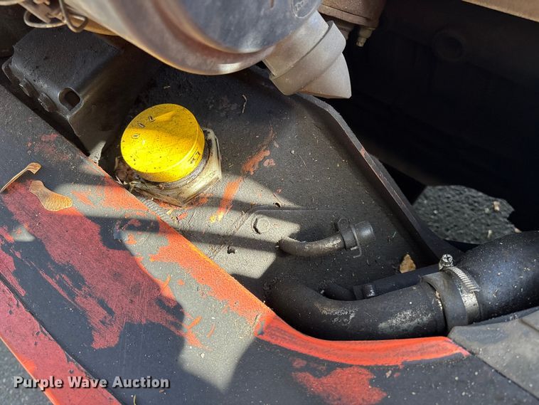 image for item ET8592 2012 Toyota 7FDU60 forklift