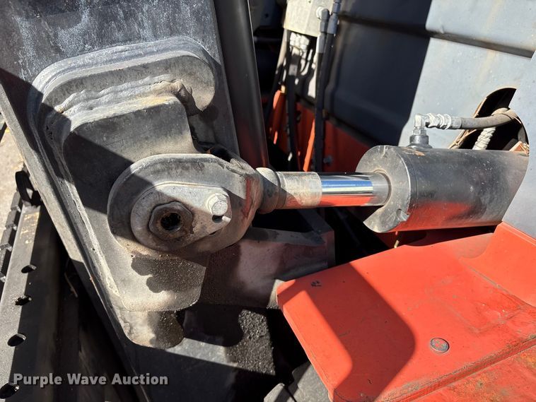 image for item ET8592 2012 Toyota 7FDU60 forklift