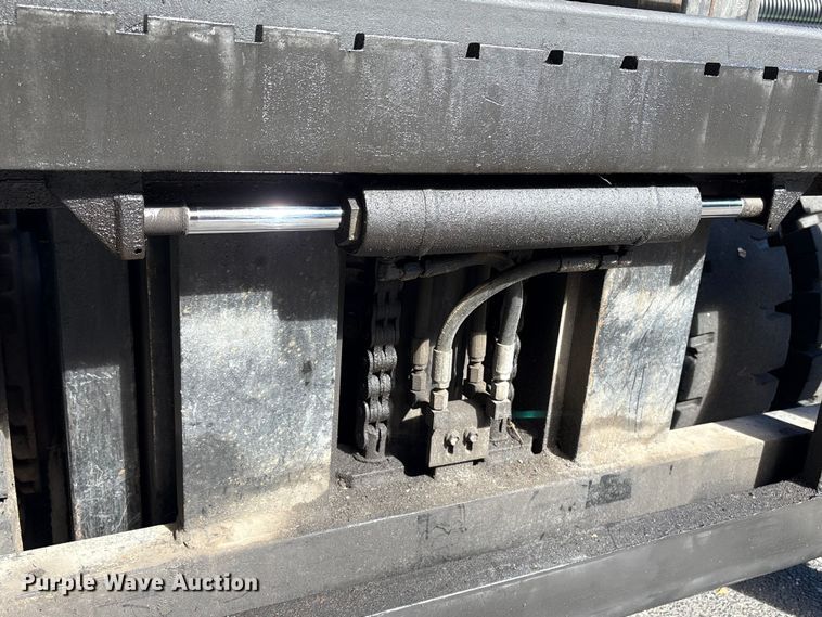 image for item ET8592 2012 Toyota 7FDU60 forklift