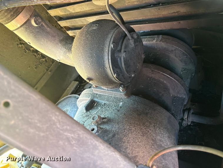 image for item ET8593 2003 Kaeser M220 air compressor