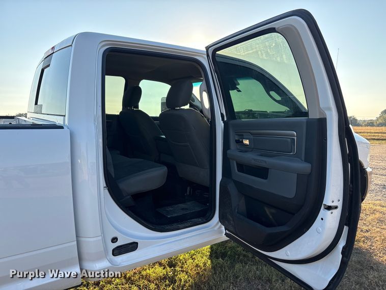 image for item EU0126 2018 RAM 2500 Big Horn  Crew Cab pickup truck