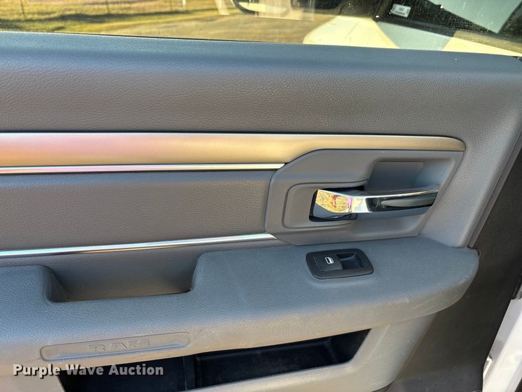 image for item EU0126 2018 RAM 2500 Big Horn  Crew Cab pickup truck