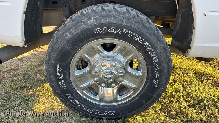 image for item EU0126 2018 RAM 2500 Big Horn  Crew Cab pickup truck