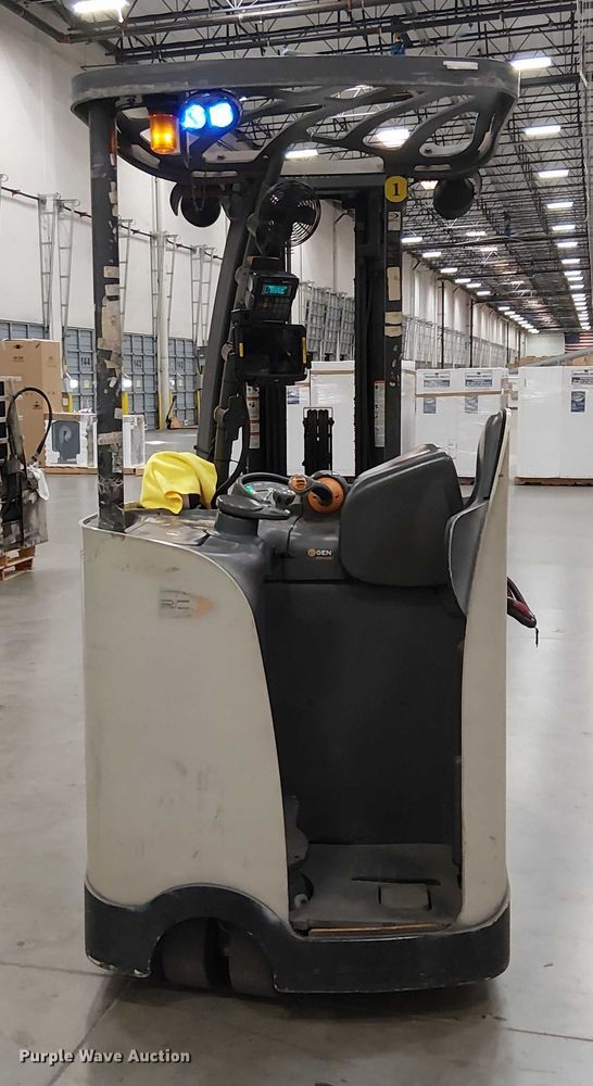 image for item EU2583 2017 Crown RC5545-40 forklift