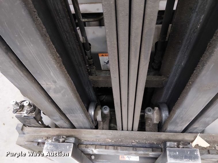 image for item EU2583 2017 Crown RC5545-40 forklift