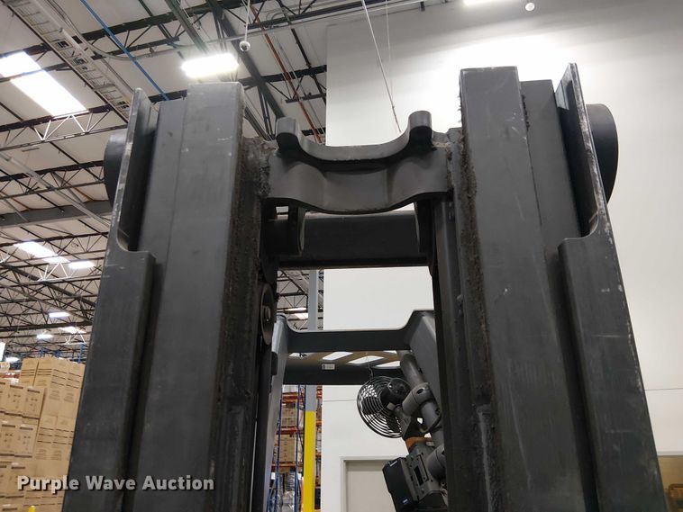 image for item EU2583 2017 Crown RC5545-40 forklift