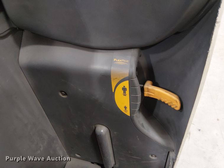 image for item EU2583 2017 Crown RC5545-40 forklift