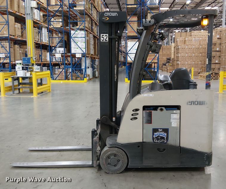 image for item EU2584 2017 Crown RC5545-40 forklift