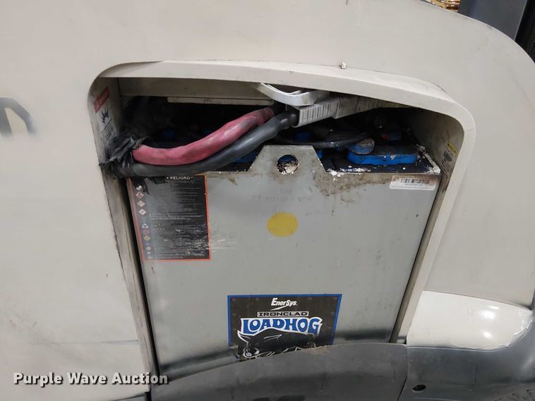 image for item EU2584 2017 Crown RC5545-40 forklift