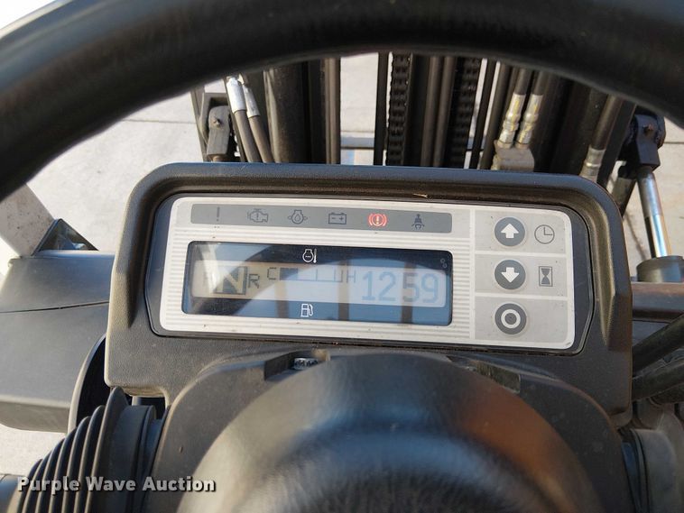 image for item EU2586 2017 UniCarriers PF50 forklift