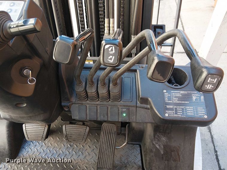 image for item EU2586 2017 UniCarriers PF50 forklift