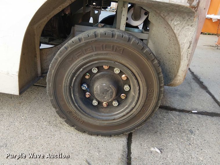 image for item EU2586 2017 UniCarriers PF50 forklift