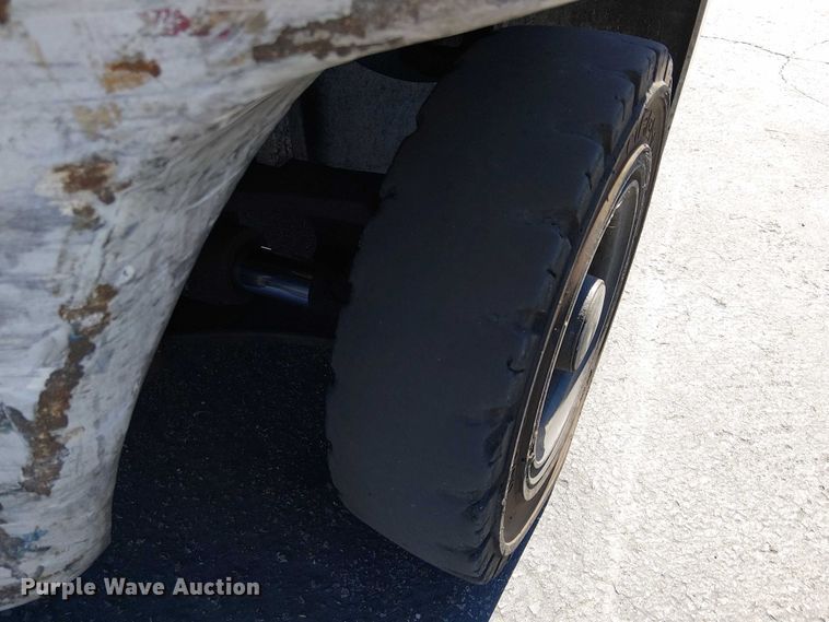 image for item EU2588 2017 UniCarriers PF50 forklift