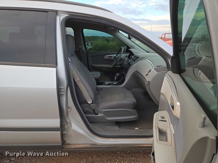 image for item EU3865 2012 Chevrolet Traverse SUV