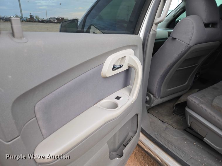 image for item EU3865 2012 Chevrolet Traverse SUV