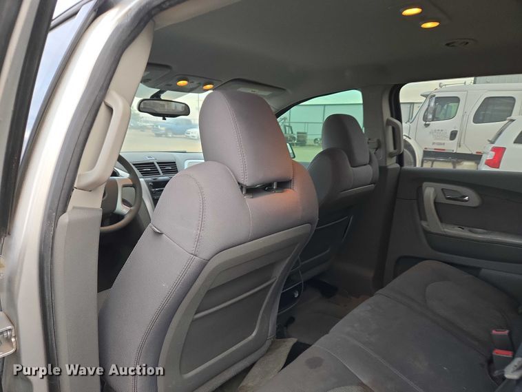 image for item EU3865 2012 Chevrolet Traverse SUV