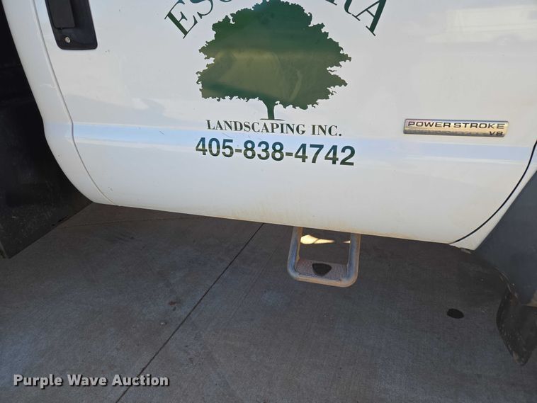 image for item EU3893 2005 Ford F550 Super Duty flatbed truck