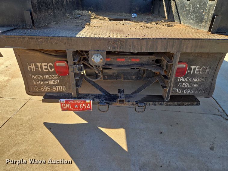 image for item EU3893 2005 Ford F550 Super Duty flatbed truck