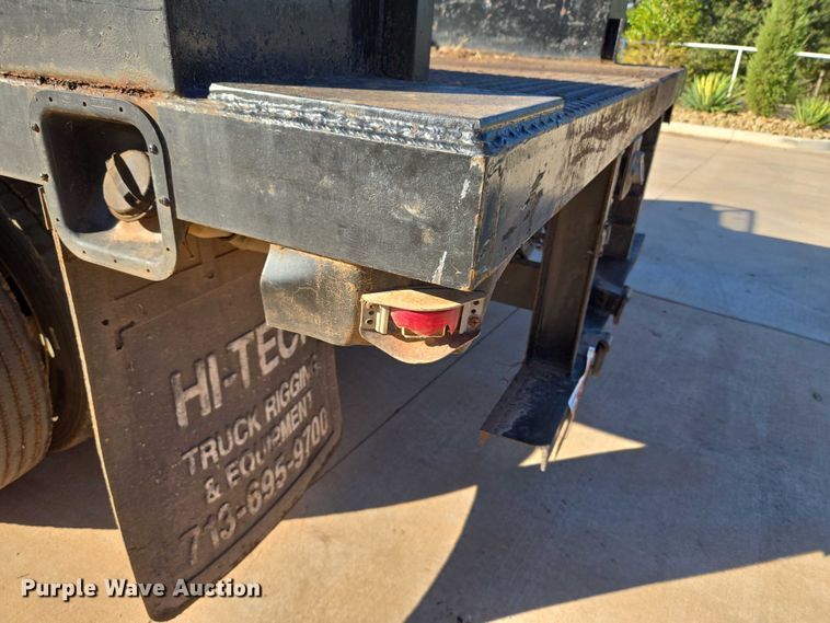 image for item EU3893 2005 Ford F550 Super Duty flatbed truck