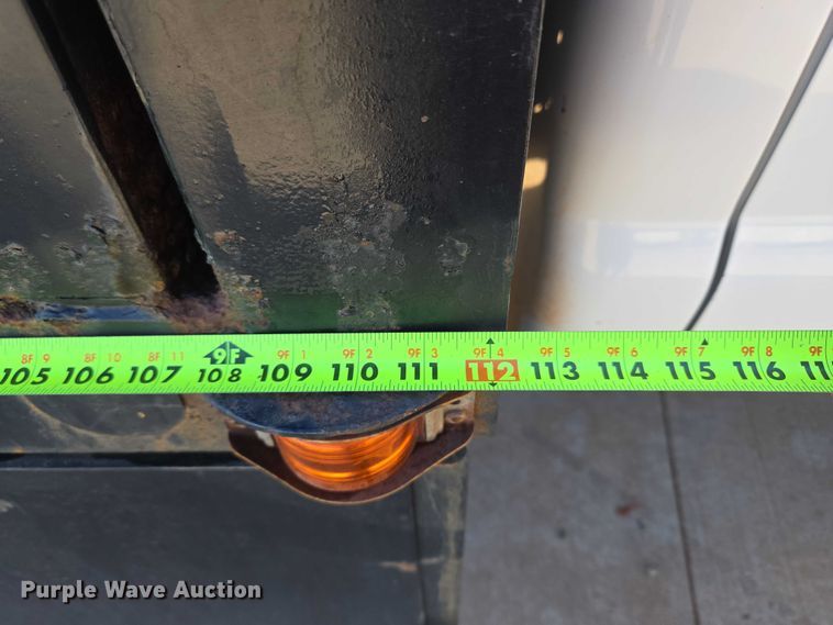 image for item EU3893 2005 Ford F550 Super Duty flatbed truck