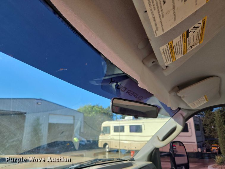 image for item EU3893 2005 Ford F550 Super Duty flatbed truck