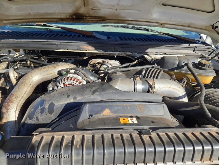 image for item EU3893 2005 Ford F550 Super Duty flatbed truck