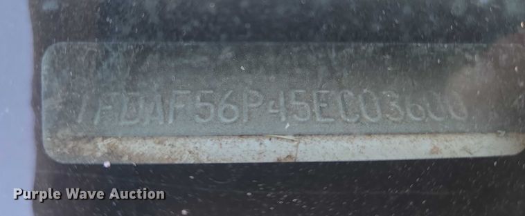 image for item EU3893 2005 Ford F550 Super Duty flatbed truck