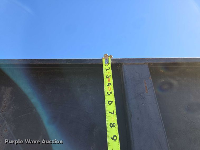 image for item EU3894 2006 Ford F350 Super Duty dump flatbed pickup truck