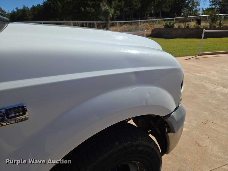 image for item EU3894 2006 Ford F350 Super Duty dump flatbed pickup truck