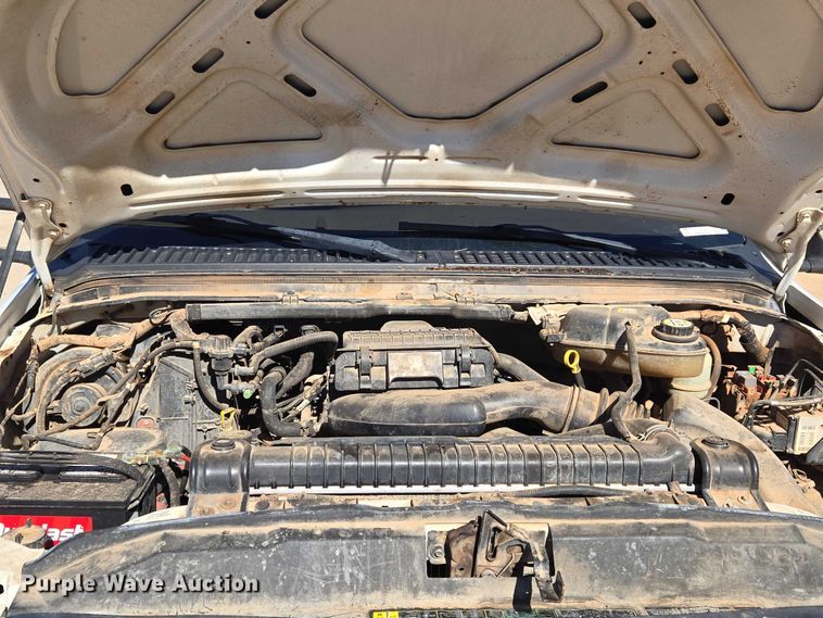 image for item EU3894 2006 Ford F350 Super Duty dump flatbed pickup truck