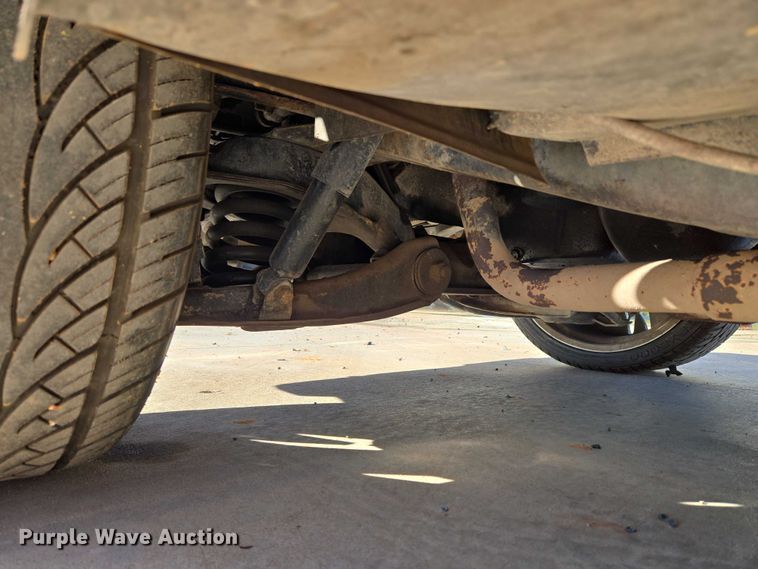 image for item EU3896 1989 Chevrolet Suburban SLE SUV