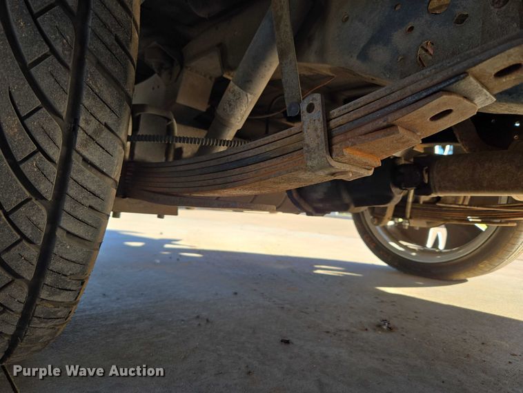 image for item EU3896 1989 Chevrolet Suburban SLE SUV