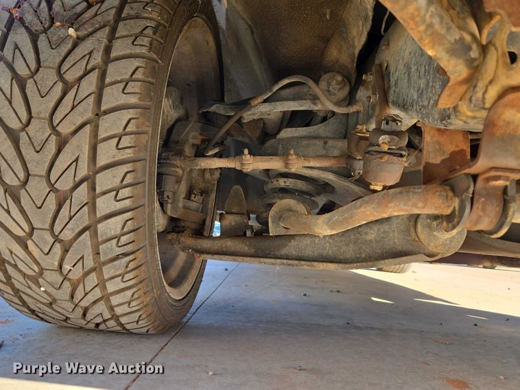 image for item EU3896 1989 Chevrolet Suburban SLE SUV