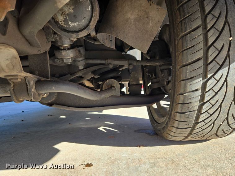 image for item EU3896 1989 Chevrolet Suburban SLE SUV