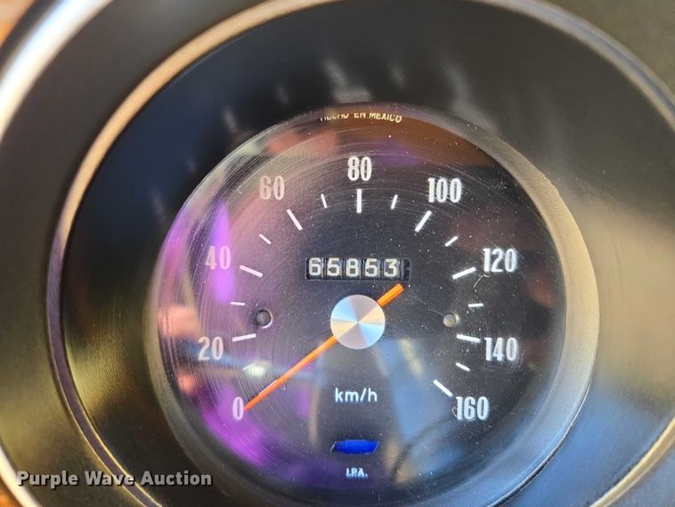 image for item EU3896 1989 Chevrolet Suburban SLE SUV