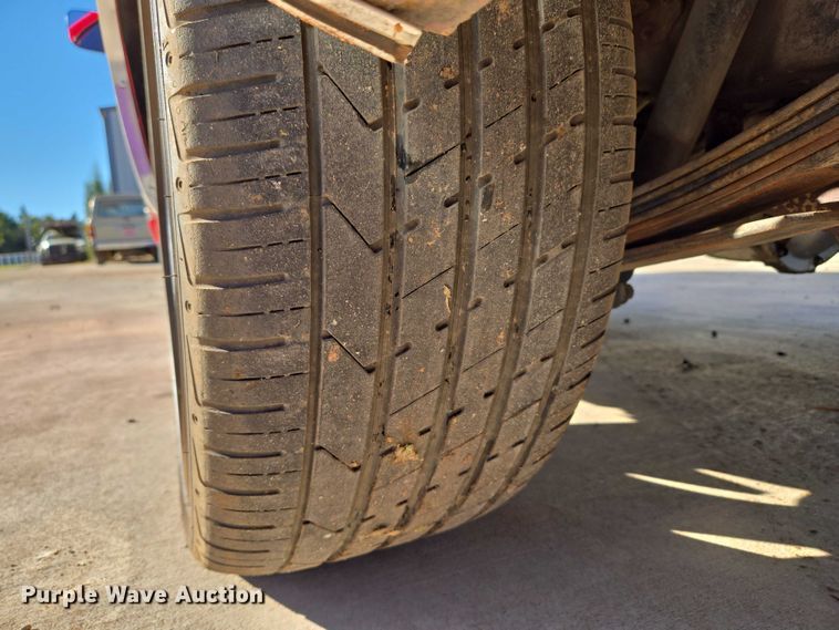 image for item EU3896 1989 Chevrolet Suburban SLE SUV