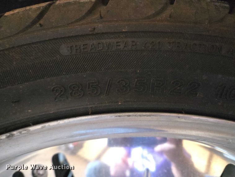 image for item EU3896 1989 Chevrolet Suburban SLE SUV