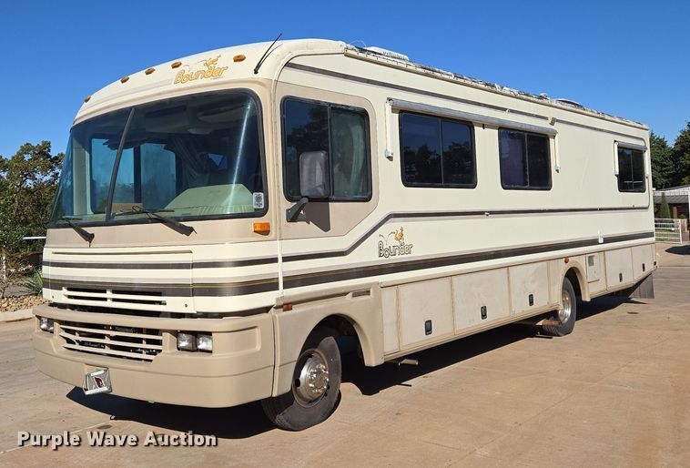 image for item EU3903 1996 Fleetwood Bounder RV
