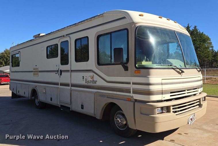 image for item EU3903 1996 Fleetwood Bounder RV