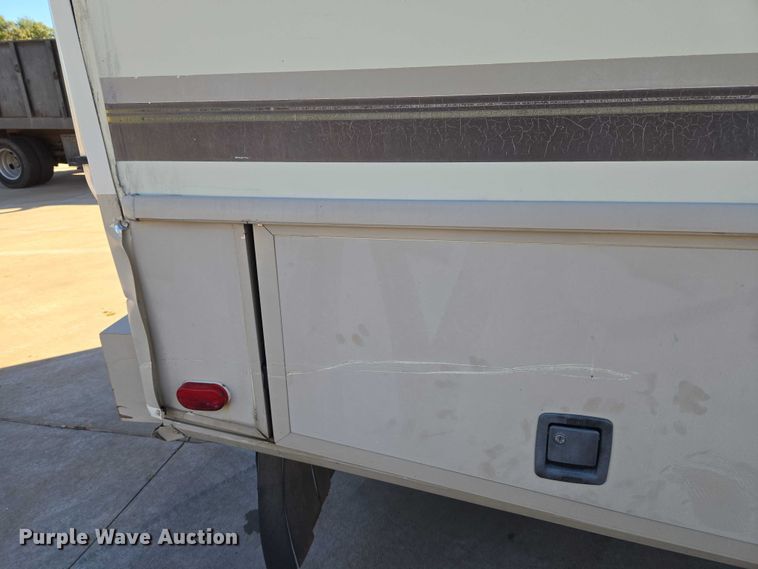 image for item EU3903 1996 Fleetwood Bounder RV